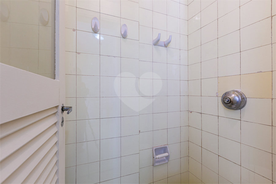 Apartamento à venda com 3 quartos, sendo 1 suíte,  em Jardim América, São Paulo, SP