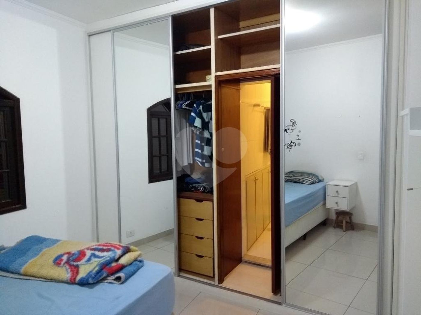 Sobrado à venda com 3 quartos, sendo 1 suíte, em Vila Guilherme, São Paulo, SP
