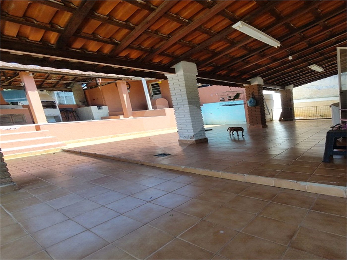 Chácara à venda com 5 quartos, sendo 3 suítes, em Chácaras Fernão Dias, Atibaia, SP