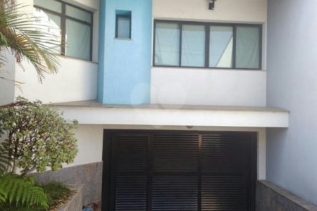 Casa à venda com 4 quartos, sendo 3 suítes, em Vila Maria Alta, São Paulo, SP