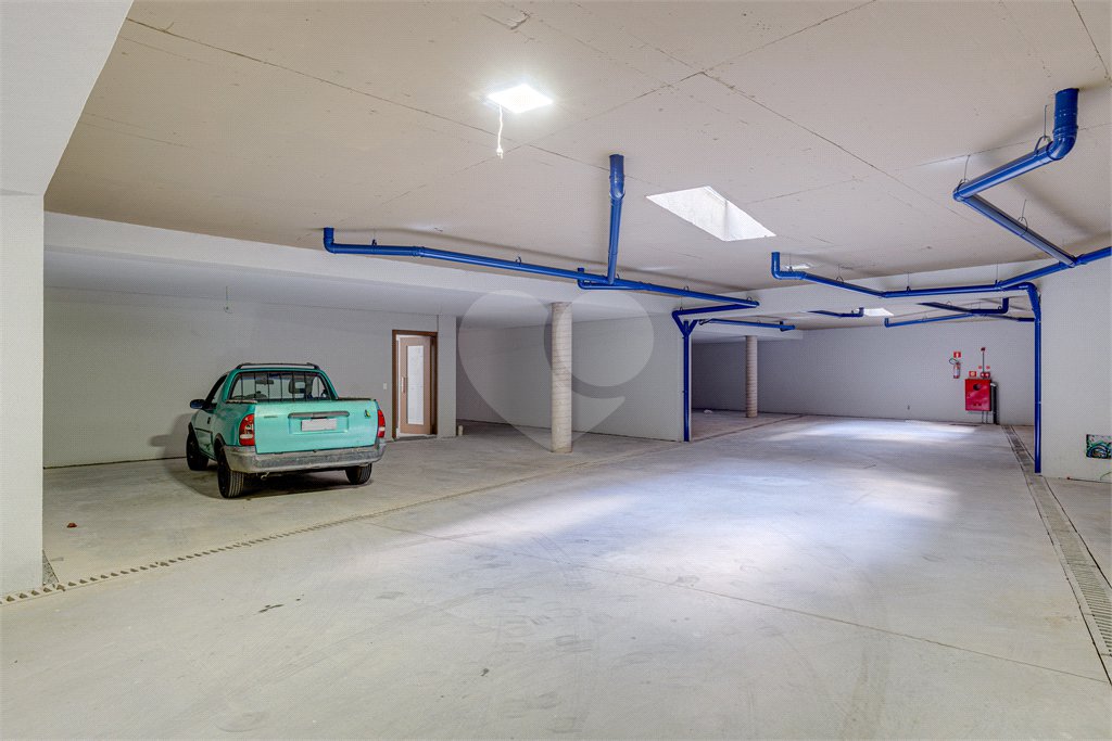 Casa à venda com 4 suítes no condomínio Vila Arese, São Paulo - SP