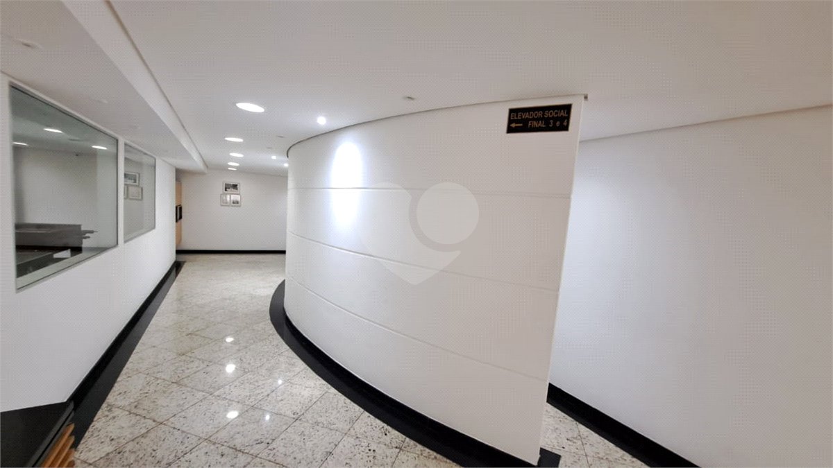 Apartamento à venda com 3 quartos, sendo 1 suíte, em Vila Mariana, São Paulo, SP