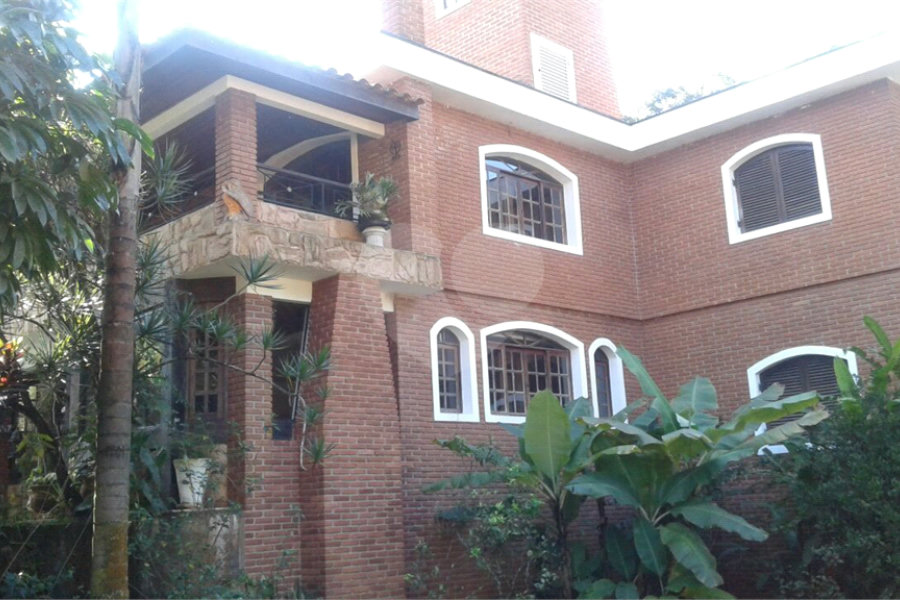 Casa à venda ou para alugar com 4 quartos, sendo 1 suíte, em Serra da Cantareira, Mairiporã, SP
