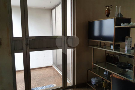 Casa à venda com 5 quartos, sendo 1 suíte, em Vila Romana, São Paulo, SP