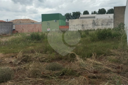 Terreno à venda em Vila dos Bandeirantes, Itapetininga, SP