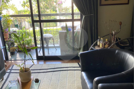 Apartamento à venda com 4 quartos, sendo 3 suítes,  em Cidade São Francisco, São Paulo, SP