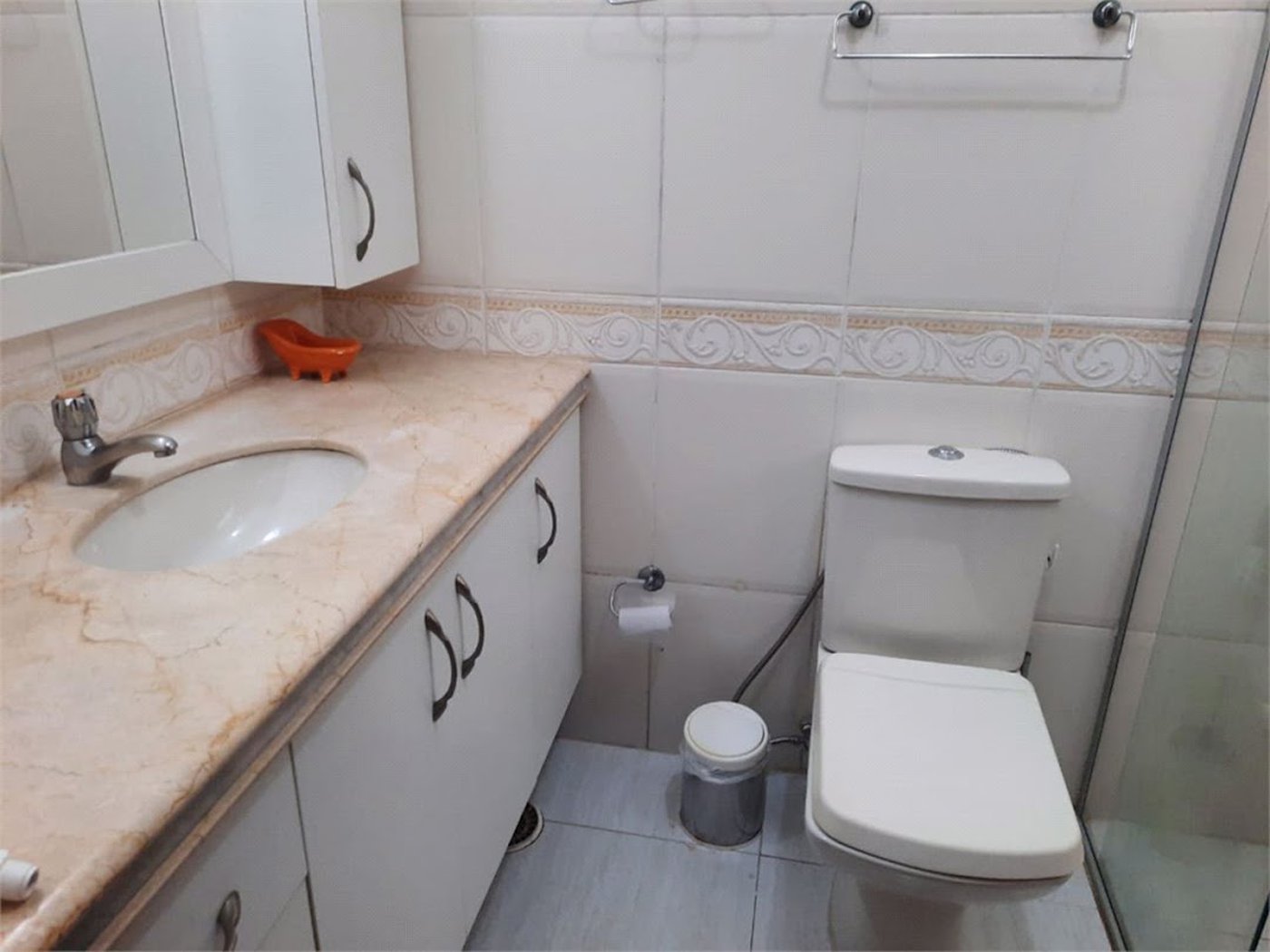 Apartamento Residencial para venda e locação, Vila Alzira, Guarujá - AP0983.