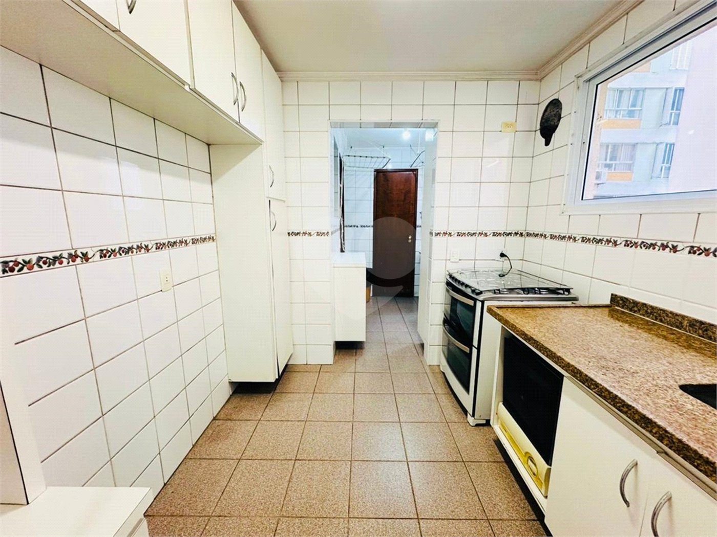 Apartamento à venda ou para alugar com 4 quartos, sendo 1 suíte, em Itaim Bibi, São Paulo, SP
