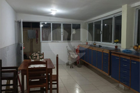 Casa à venda com 4 quartos em Santa Cruz, Rio de Janeiro, RJ