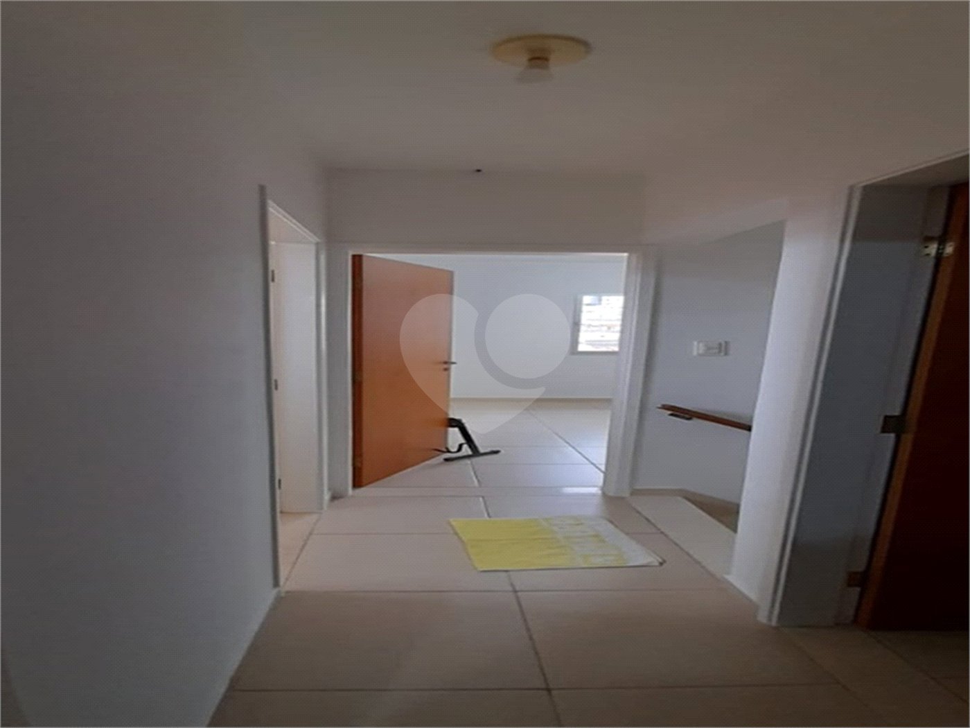 Sobrado à venda com 3 quartos, sendo 1 suíte, em Parque Peruche, São Paulo, SP