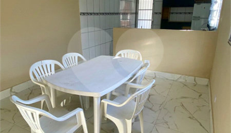 Casa à venda com 4 quartos, sendo 1 suíte,  em Jardim Pinheirinho, Itaquaquecetuba, SP
