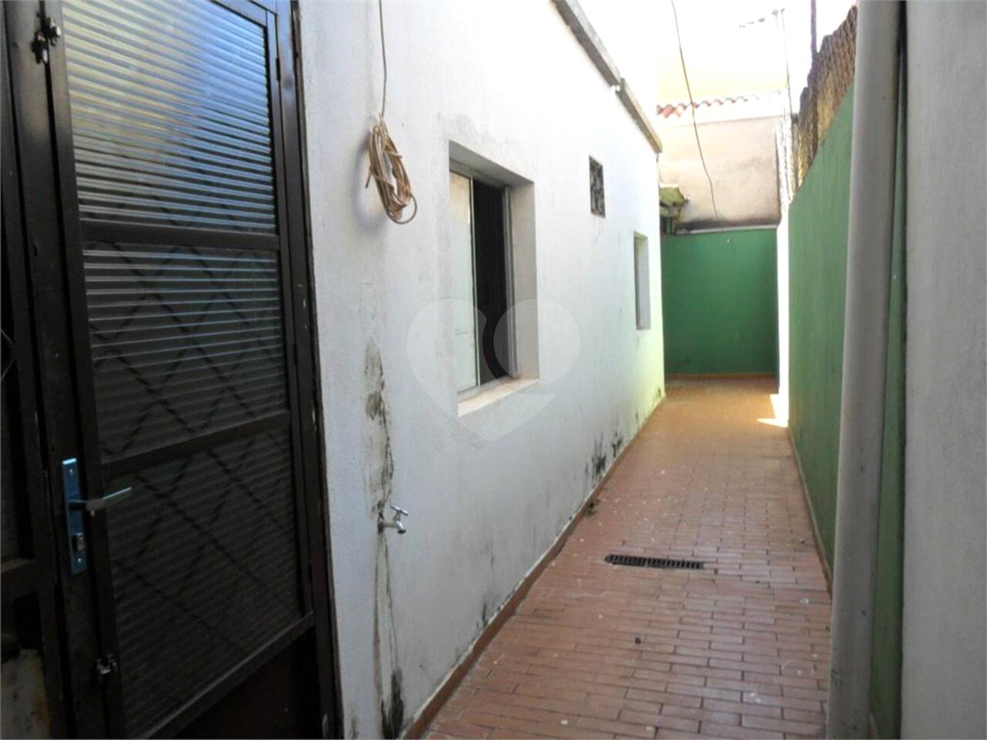 Sobrado à venda com 6 quartos, sendo 2 suítes,  em Residencial Parque dos Servidores, Ribeirão Preto, SP