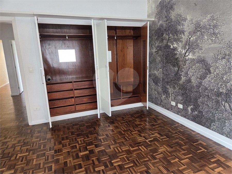 Apartamento à venda com 2 suítes em Cerqueira César, São Paulo, SP