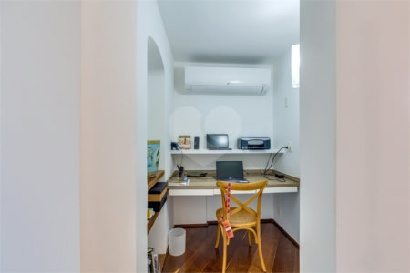 Apartamento à venda com 3 quartos, sendo 1 suíte, em Granja Julieta, São Paulo, SP