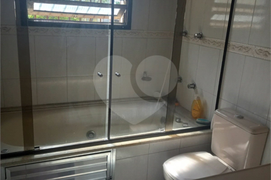 Sobrado à venda com 3 quartos, sendo 1 suíte, em Parque Novo Mundo, São Paulo, SP