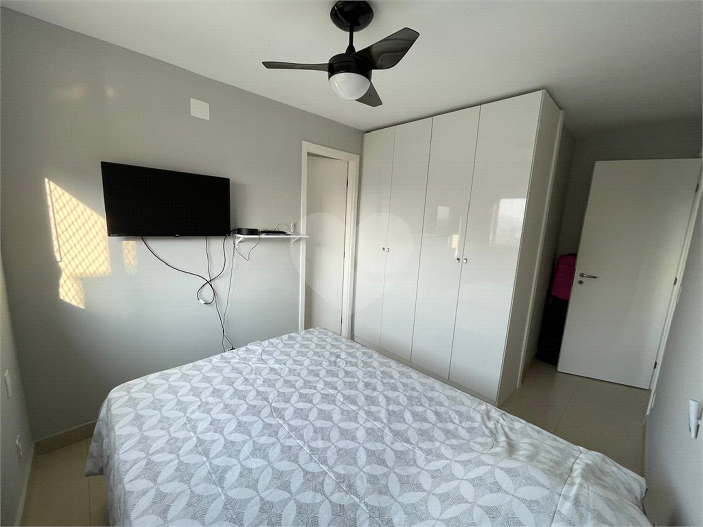 Apartamento à venda com 2 quartos, sendo 1 suíte, em Vila Anastácio, São Paulo, SP
