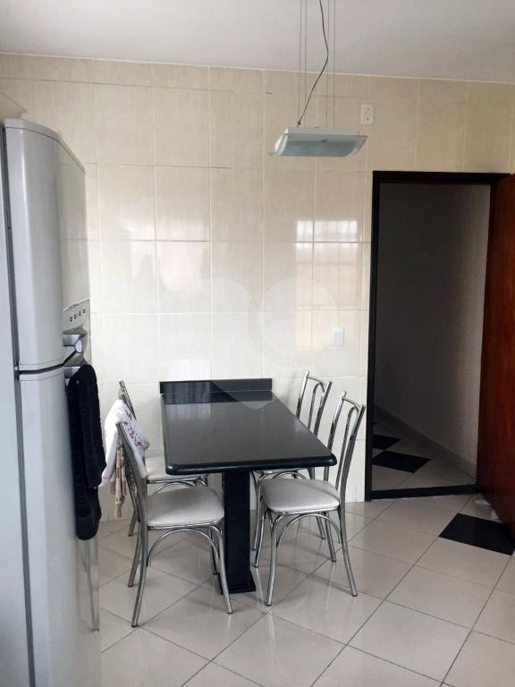 Sobrado à venda com 3 quartos, sendo 1 suíte,  em Tremembé, São Paulo, SP