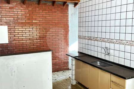 Casa à venda com 2 quartos, sendo 1 suíte, no Centro, Três Lagoas, MS