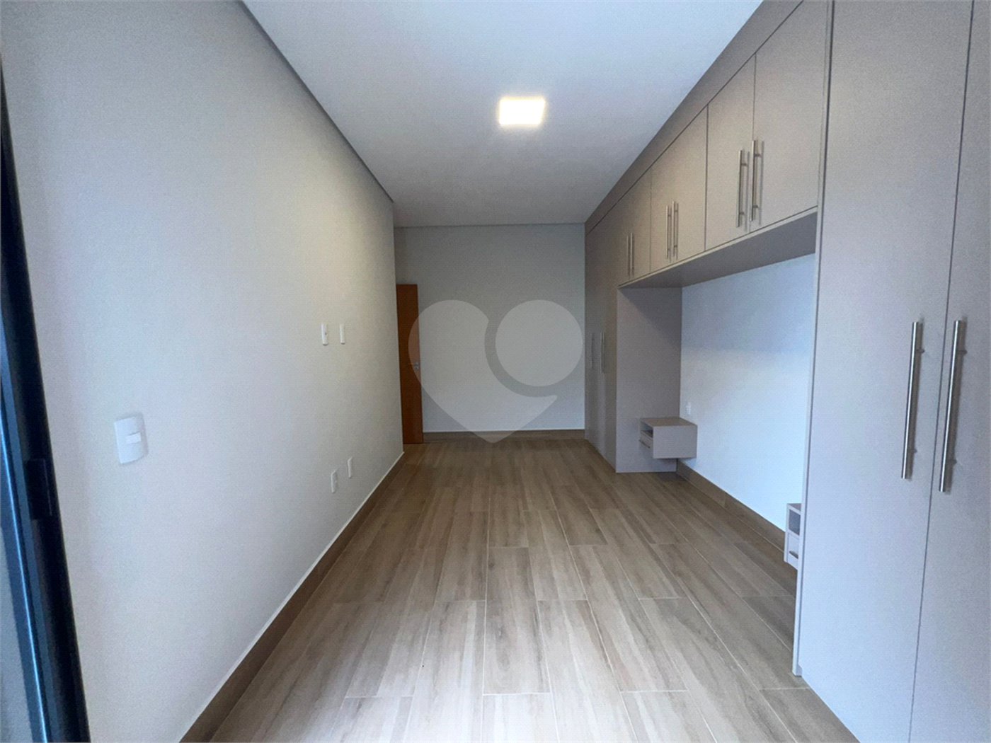 Casa à venda com 3 quartos, sendo 1 suíte,  no condomínio Villagio_ipanema 1, Sorocaba - SP