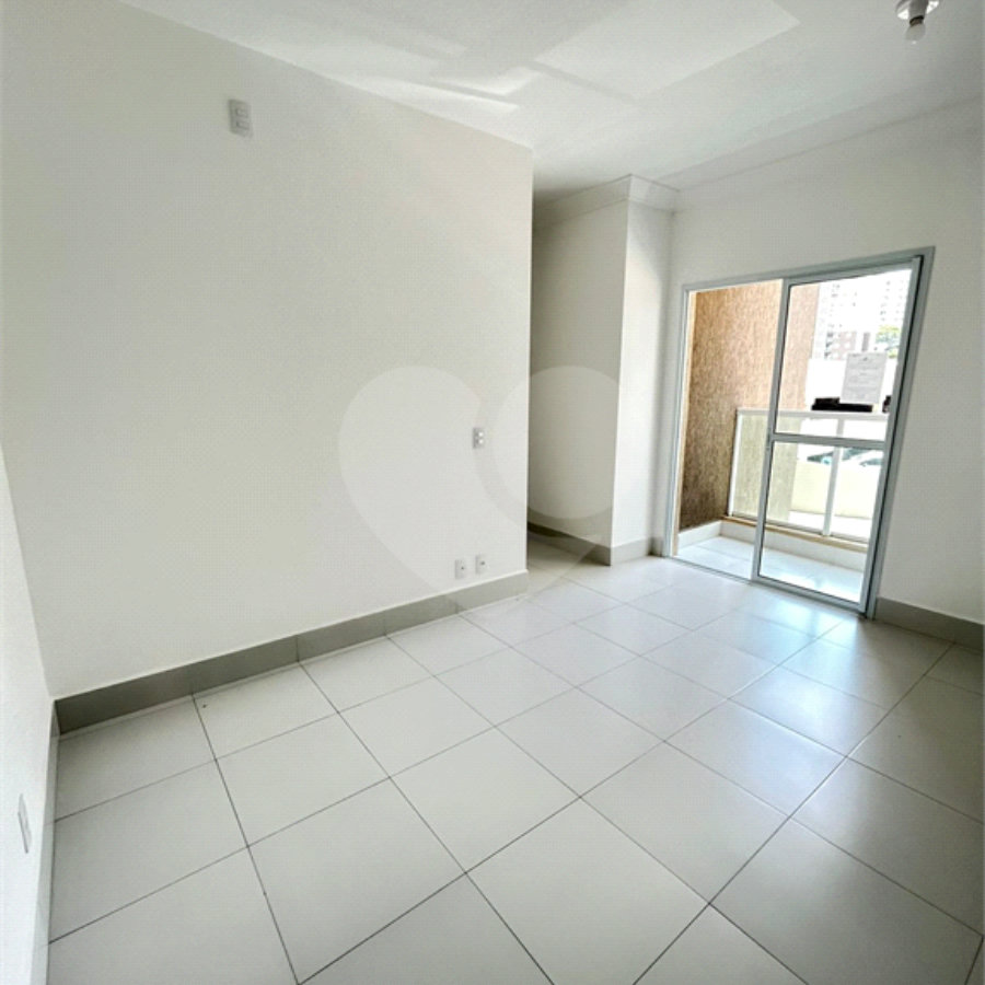 Apartamento à venda ou para alugar com 3 quartos, sendo 1 suíte, em Jardim Santiago, Indaiatuba, SP