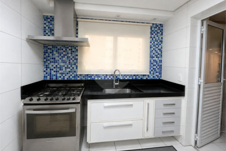 Apartamento à venda com 3 suítes em Campo Belo, São Paulo, SP