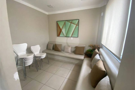 Apartamento à venda com 2 quartos em Vila Zat, São Paulo, SP