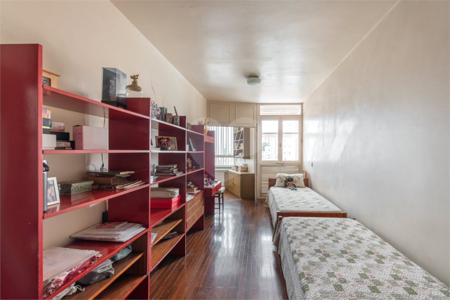 Casa Térrea à venda com 7 quartos, sendo 1 suíte, em Santana, São Paulo, SP