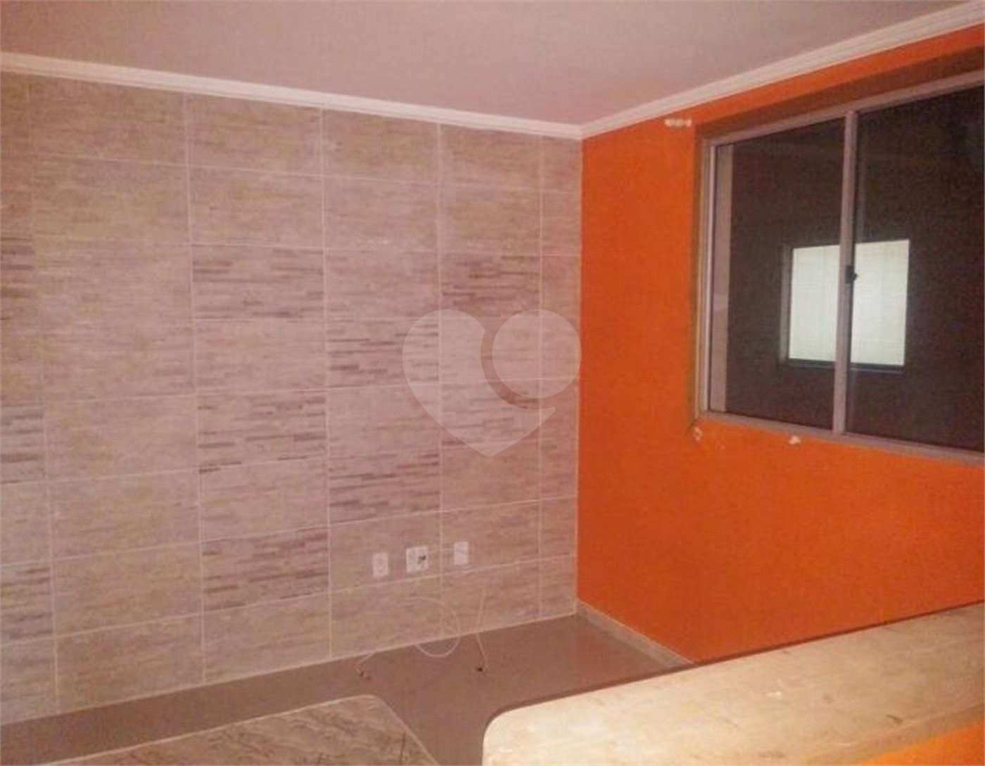 Apartamento à venda com 2 quartos em Jardim Itamarati, Poá, SP