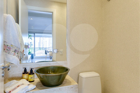 Apartamento à venda com 4 quartos, sendo 2 suítes, em Campo Belo, São Paulo, SP