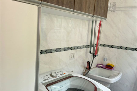 Apartamento à venda com 2 quartos, sendo 1 suíte, em Parque Santa Laura, Ferraz de Vasconcelos, SP