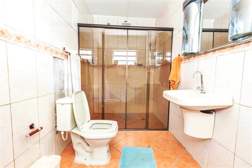 Sobrado à venda com 4 quartos, sendo 1 suíte, em Água Fria, São Paulo, SP