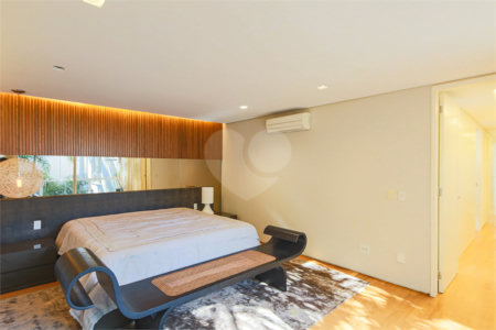 Casa à venda com 4 suítes no condomínio Prime Bauhaus, São Paulo - SP