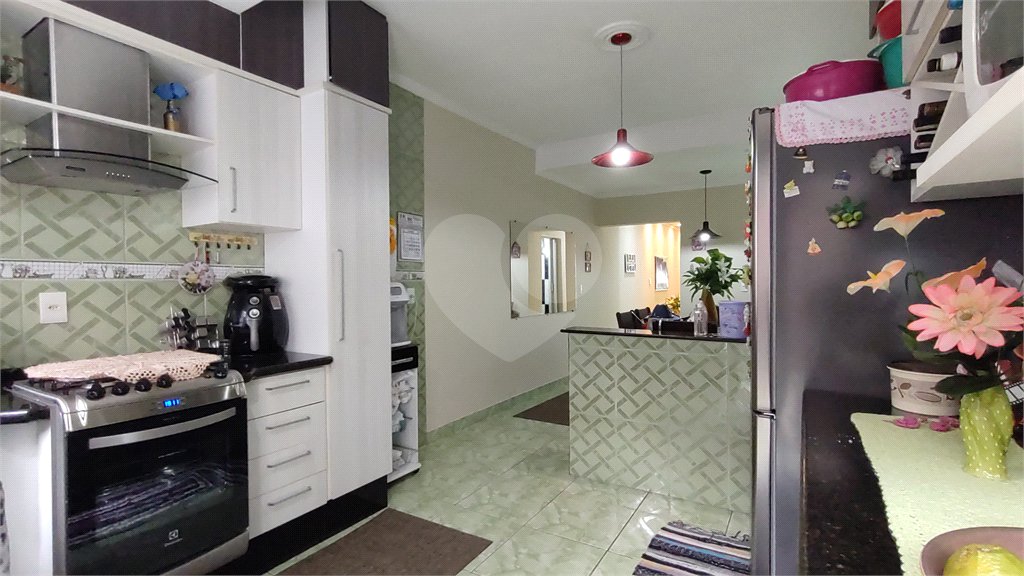 Casa à venda com 2 quartos, sendo 1 suíte, em Jardim São Lourenzo, Sorocaba, SP