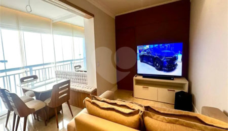 Apartamento à venda com 2 quartos, sendo 1 suíte,  em Vila Penteado, São Paulo, SP
