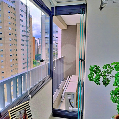 Apartamento à venda com 1 quarto em Indianópolis, São Paulo, SP