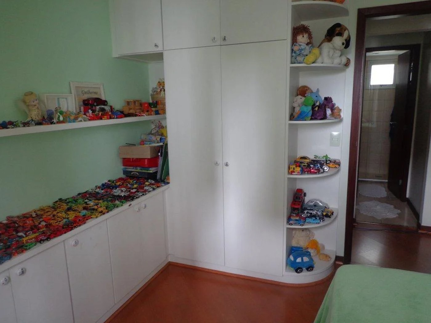 Apartamento à venda com 3 quartos, sendo 1 suíte,  em Jardim Londrina, São Paulo, SP