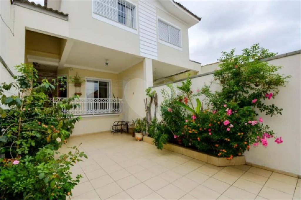 Casa à venda com 3 quartos, sendo 1 suíte, em Parque Continental I, Guarulhos, SP