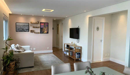 Apartamento à venda com 4 quartos, sendo 2 suítes,  em Jardim Caboré, São Paulo, SP
