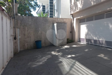 Sobrado à venda com 3 suítes em Jardim Franca, São Paulo, SP