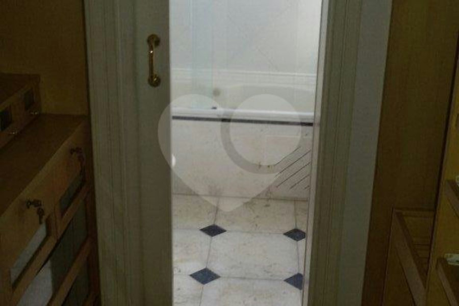 Casa à venda ou para alugar com 4 suítes no condomínio Chácara Francesa, São Paulo - SP