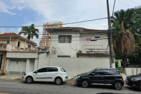 Sobrado para alugar com 3 quartos em Campo Belo, São Paulo, SP