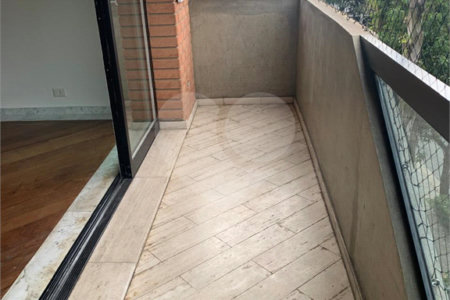 Cobertura à venda com 4 quartos, sendo 3 suítes, em Vila Mariana, São Paulo, SP
