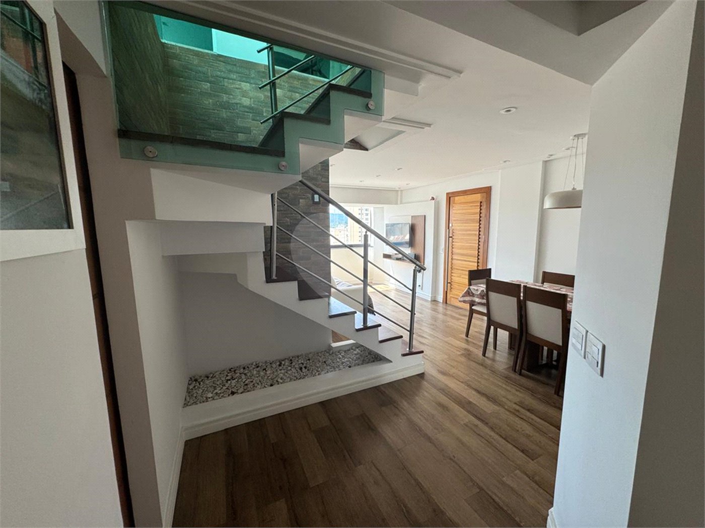 Apartamento à venda com 3 quartos, sendo 1 suíte,  em Água Fria, São Paulo, SP