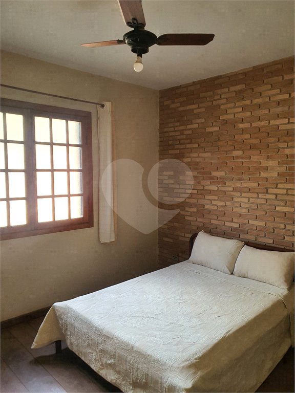 Chácara à venda com 4 quartos, sendo 2 suítes, em Vale dos Pinheiros, Atibaia, SP