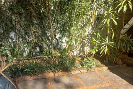 Casa à venda com 3 quartos, sendo 2 suítes,  em Morumbi, São Paulo, SP