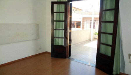 Sobrado à venda com 2 quartos em Chora Menino, São Paulo, SP