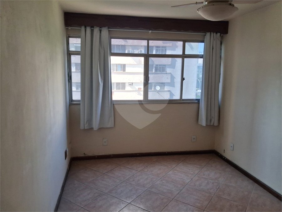 Apartamento à venda com 2 quartos em Praça da Bandeira, Rio de Janeiro, RJ