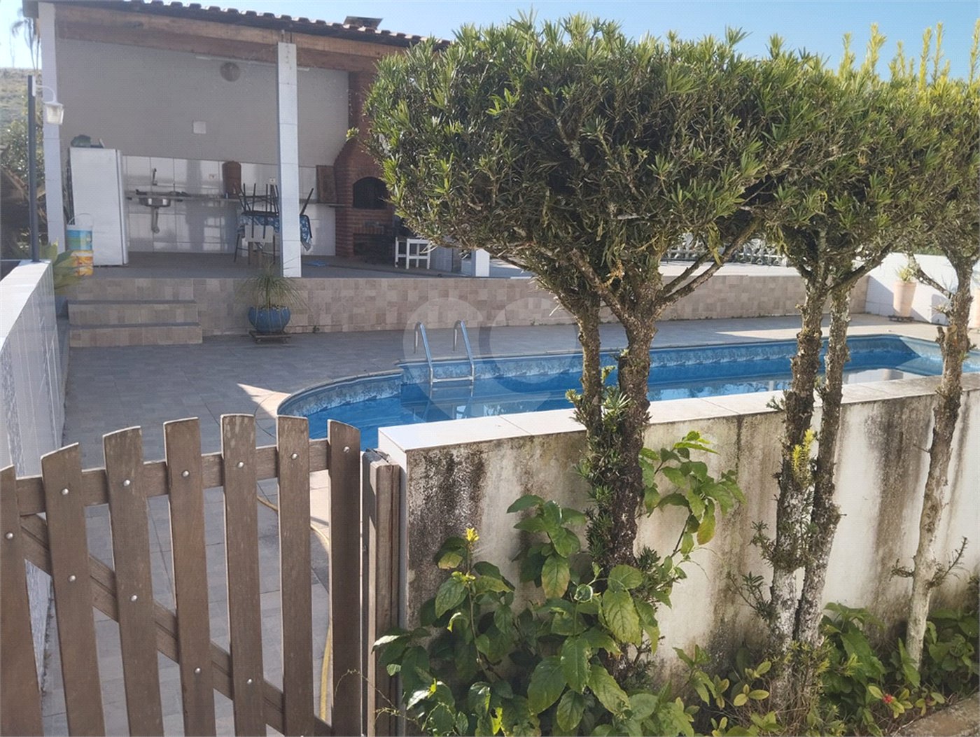 Chácara à venda com 6 quartos, sendo 1 suíte,  no Centro, Biritiba-mirim, SP
