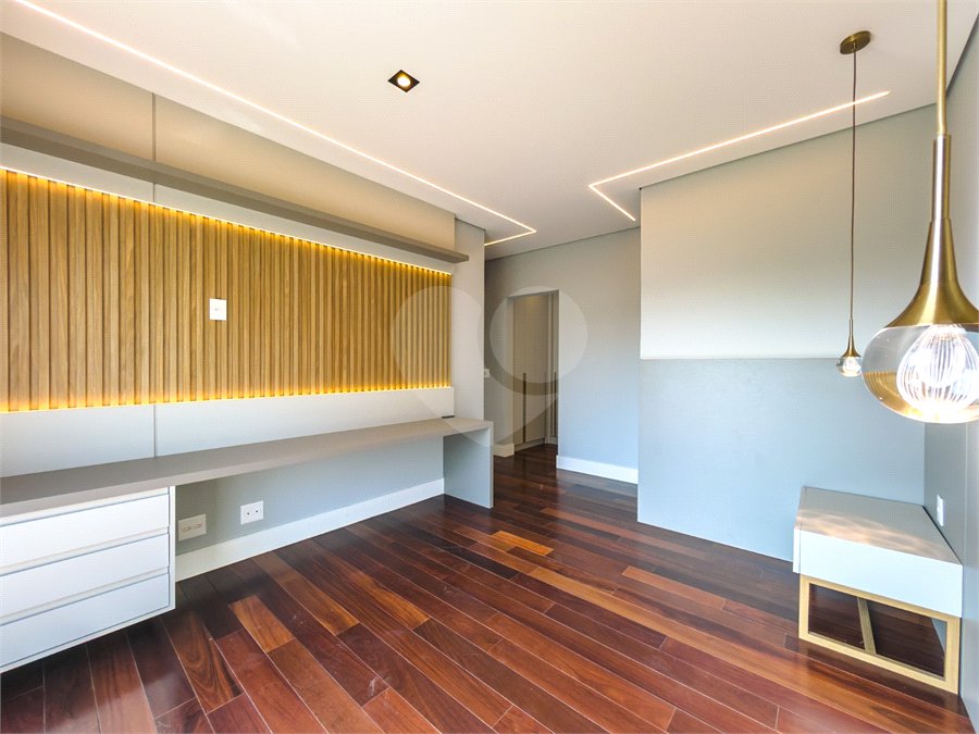 Casa à venda com 4 suítes, no condomínio Villa dos Pinheiros, Indaiatuba - SP