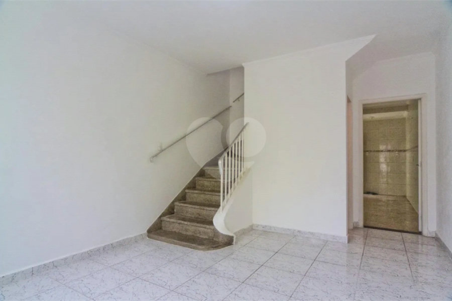 Sobrado à venda com 3 quartos em Santana, São Paulo, SP